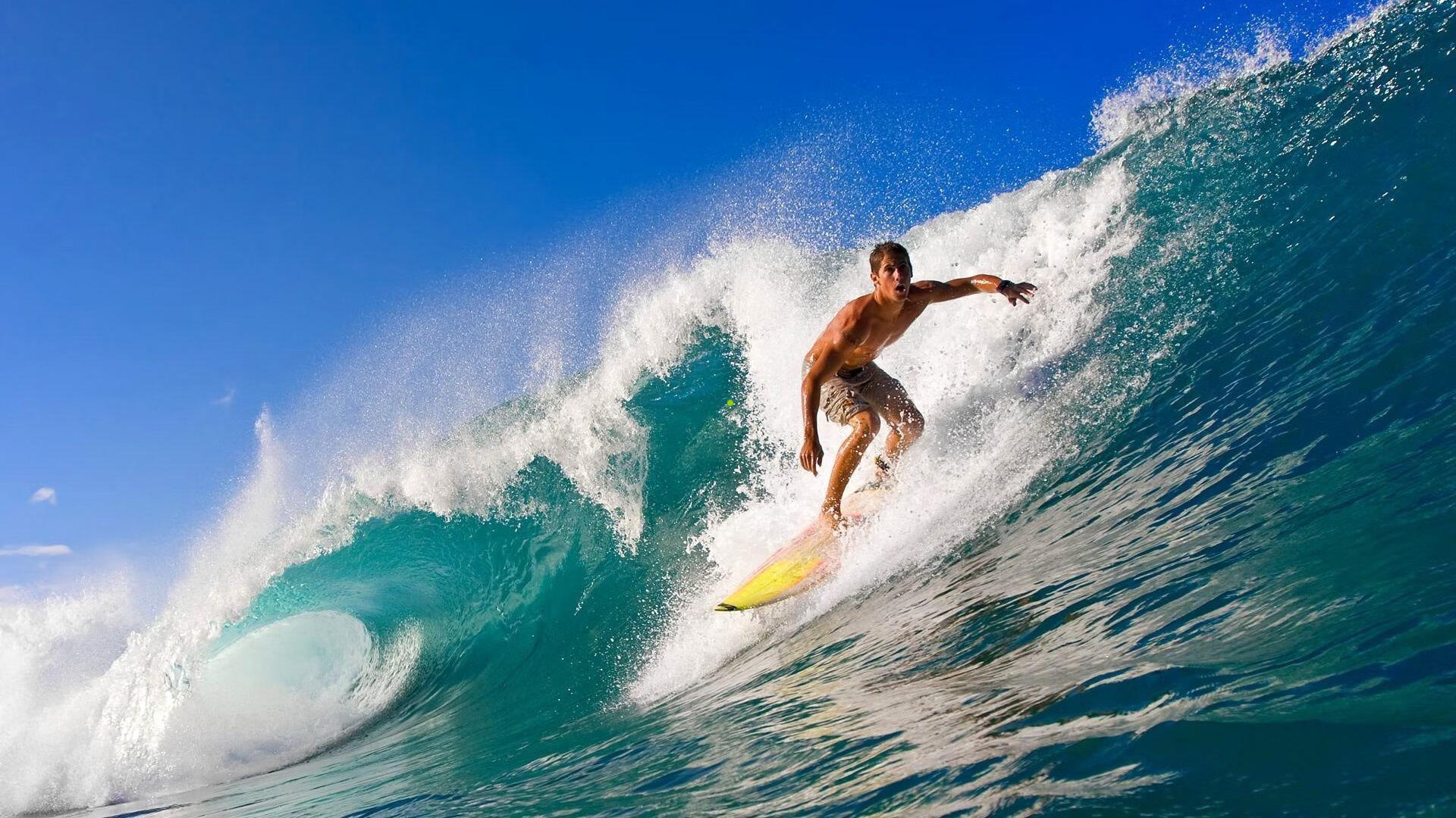 电竞热潮下B站上市遇冷，首日破发凸显行业转型阵痛